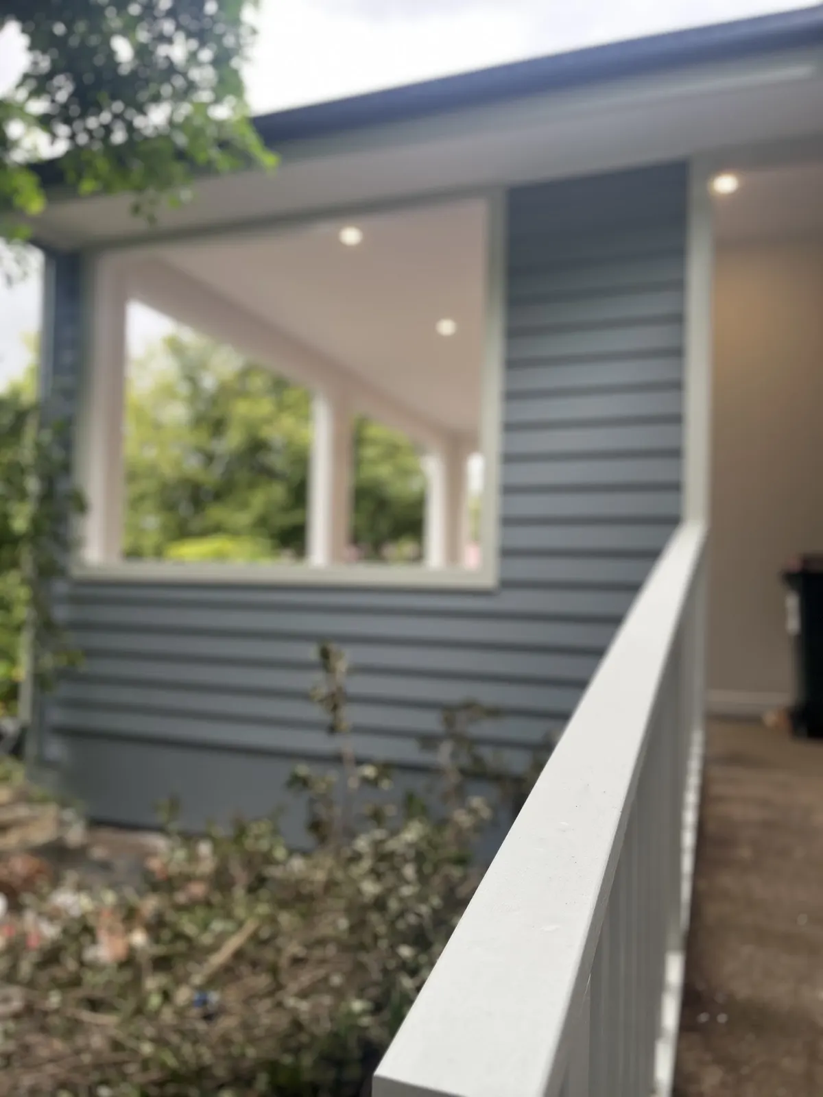 Modern exterior painting in Box Hill